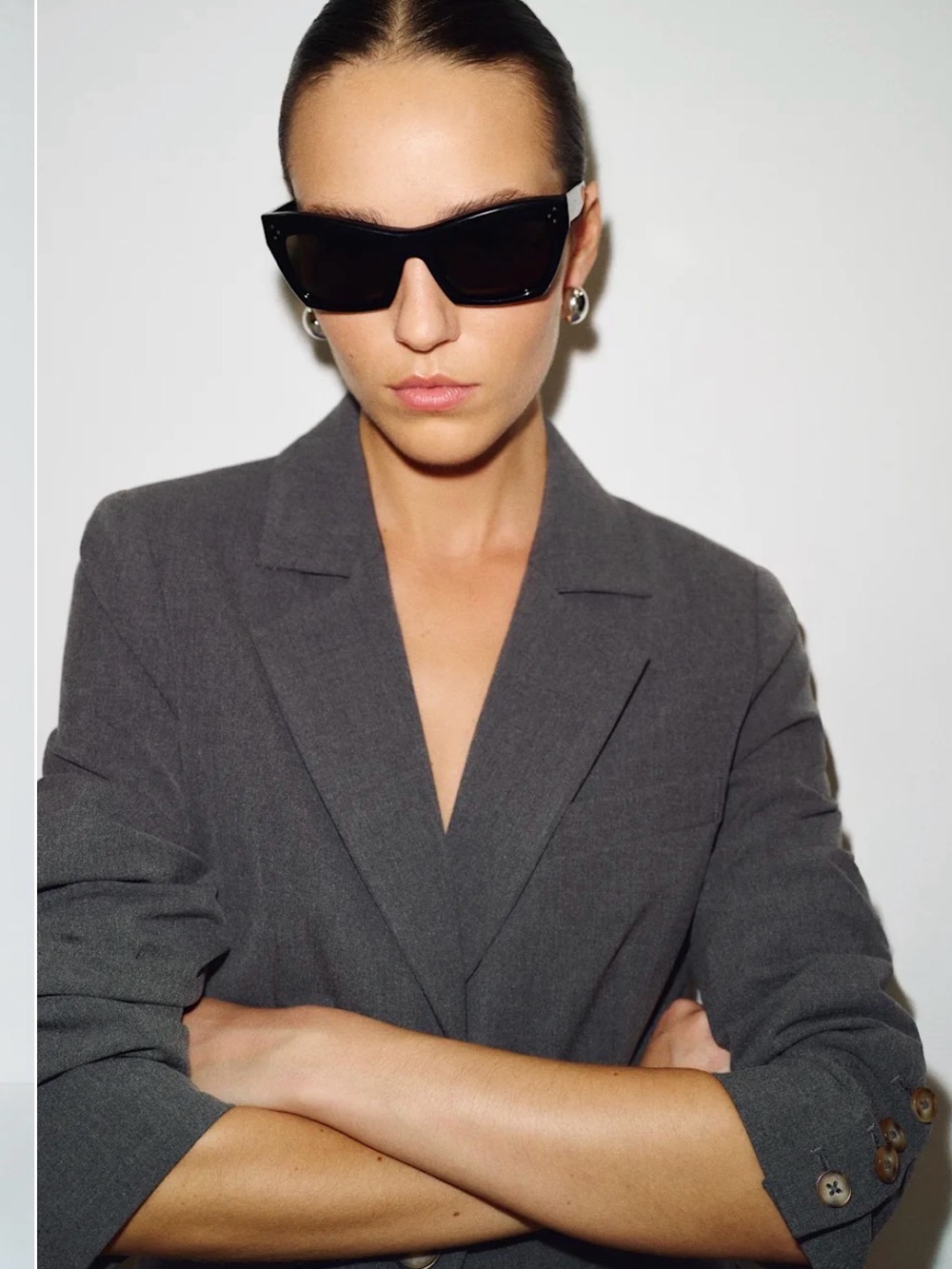 Reformation Bondi Blazer in Shadow